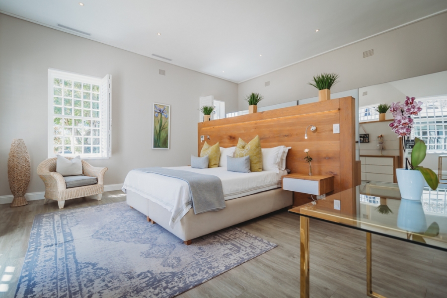 5 Bedroom Property for Sale in Glenwood Western Cape